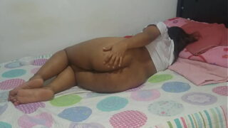 Booty Mature colombian slut rides on a huge lvoe too lfor some cash